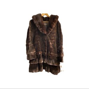 Beautiful Brown Designer Brown Mink 3 quarter length Mink Coat.  5 years old.